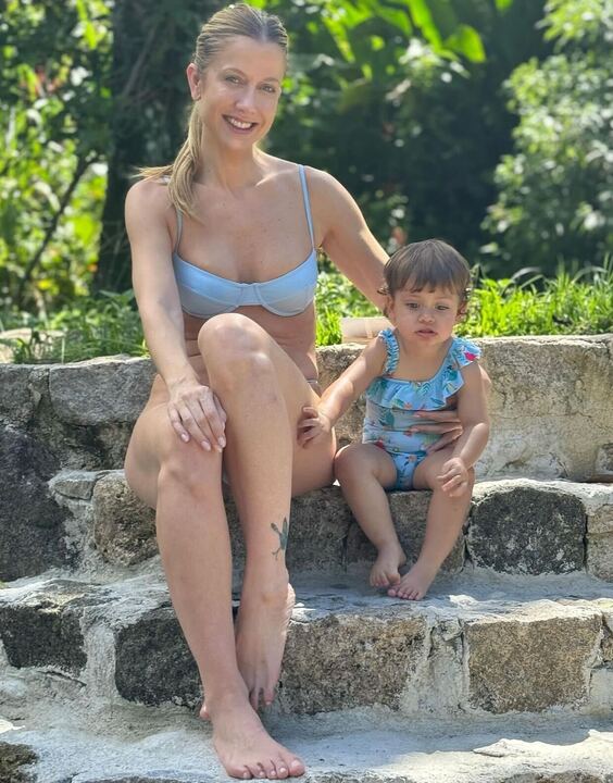 Gabriela Prioli e a filha Ava Reprodução/Instagram - 03.04.2024