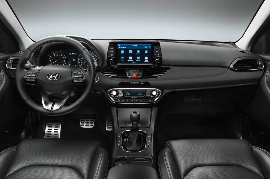 A terceira geração do Hyundai i30 ficou maior e estreia o novo motor 1.4 turbo de 140 cv. Foto: Divugação/Hyundai