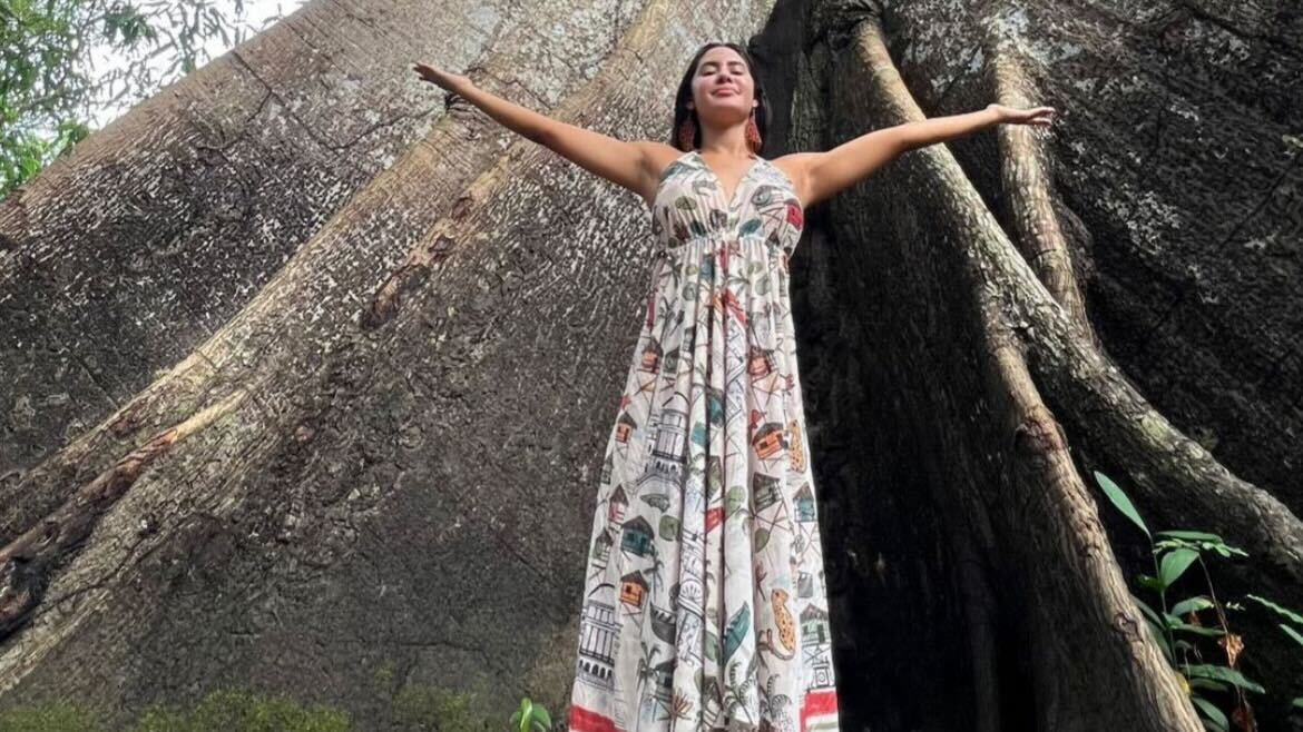 Isabelle Nogueira posa em paisagem do Amazonas Reprodução Instagram - 6.5.2024