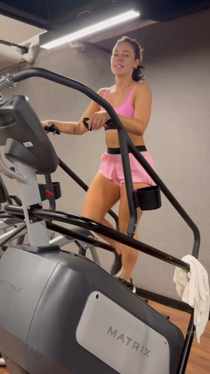 Paolla Oliveira fazendo cardio. Foto: Reprodução/ Instagram