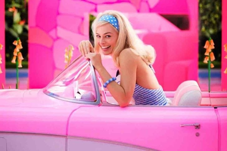 A atriz australiana Margot Robbie está vivendo o auge da sua carreira com o sucesso da boneca Barbie no cinema. Entretanto, ela não foi indicada ao Oscar de Melhor Atriz pelo filme. Reprodução: Flipar