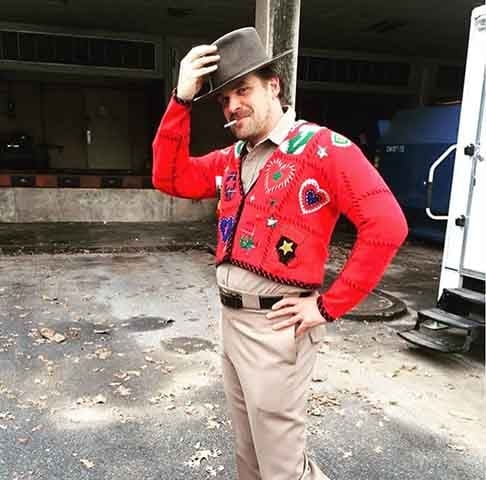 David Harbour, que recentemente completou 50 anos, ganhou fama com a série “Stranger Things” e destaca-se atualmente em “Thunderbolts*”. Confira a seguir a trajetória do ator. 
 Reprodução: Flipar
