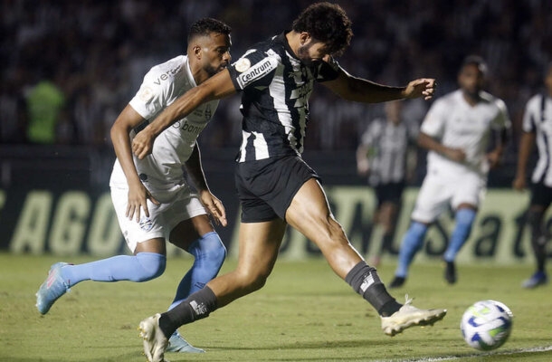  1º Botafogo - 59 pontos - 30% de chance de título, 99,85% chance de Libertadores, zero risco de rebaixamento