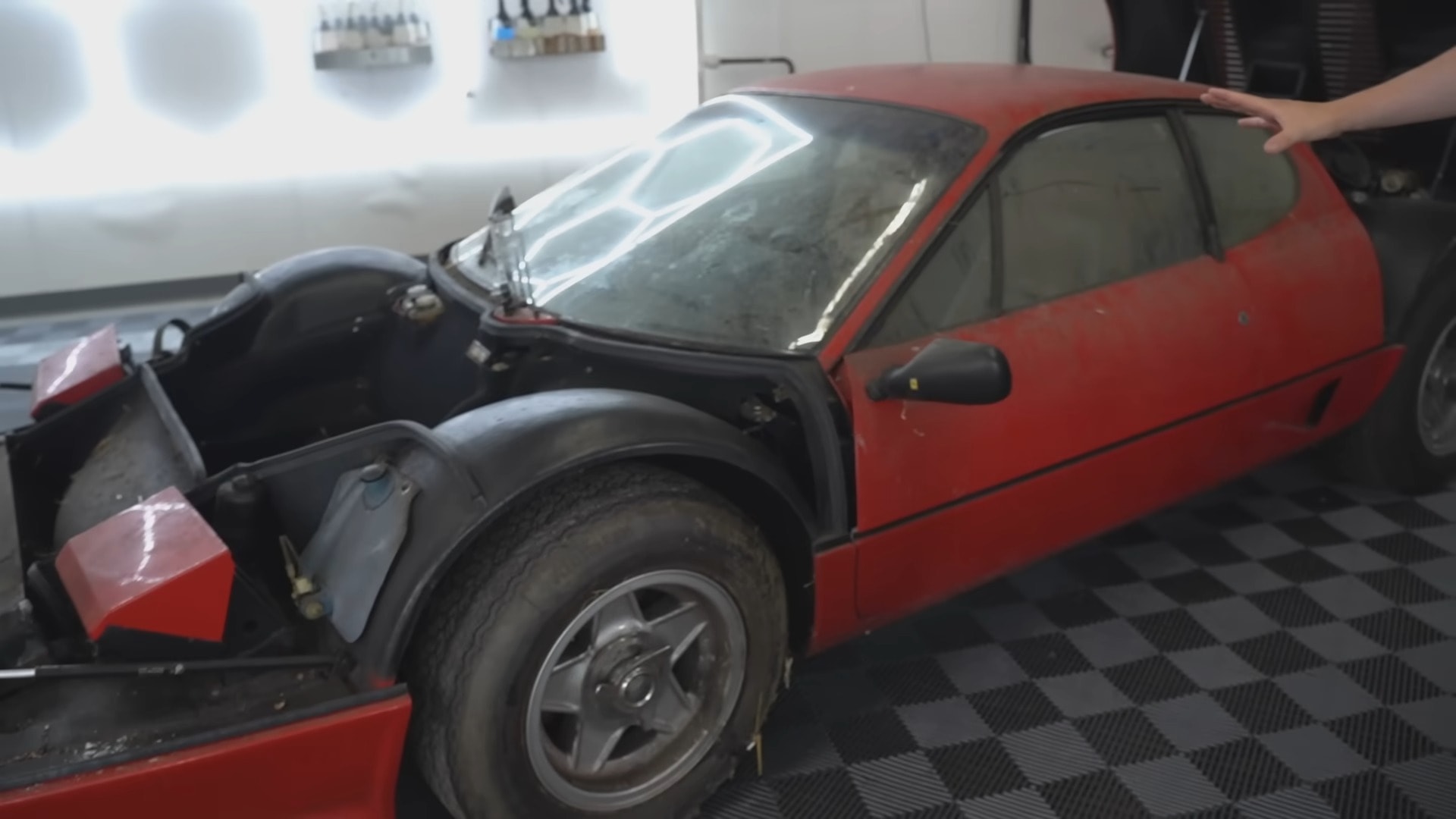 Vídeo: Ferrari raríssima é lavada pela primeira vez em 28 anos; veja Reprodução/YouTube/ WD Detailing