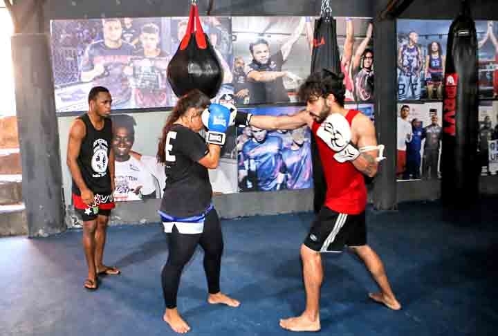 Boxe- Com origem remota, tornou-se popular como esporte de combate na Grécia Antiga. Consiste em golpear o oponente usando apenas os punhos, com movimentos de esquiva, defesa e ataques precisos. Reprodução: Flipar