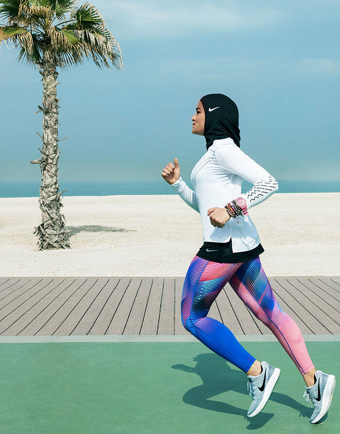 Nike lançou primeira linha de peças concebidas para mulheres plus-size e coleção de hijabs para atletas islâmicas. Foto: Divulgação/Nike