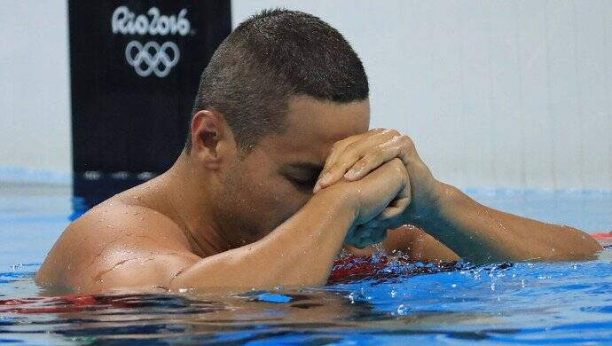 Felipe França está na final dos 100m peito. Foto: Reprodução/Twitter