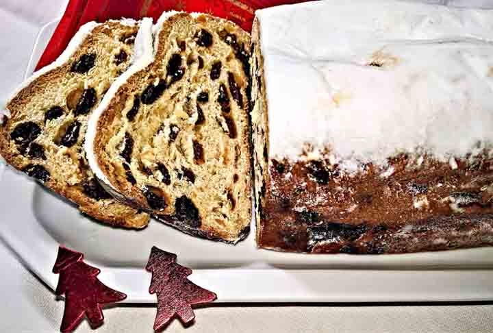 Stollen - É um pão de frutas alemão que também é popular durante a temporada de Natal. Ele é frequentemente preparado com frutas secas, como passas, damascos e ameixas. Reprodução: Flipar