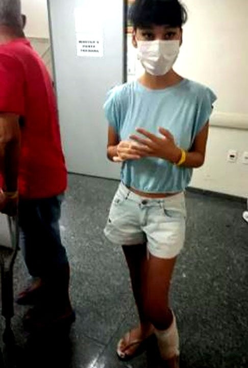 Maria Clara Oliveira Nogueira, jovem moradora de Caieiras, na Região Metropolitana de São Paulo, foi picada durante uma atividade escolar em fevereiro de 2022.  Reprodução: Flipar