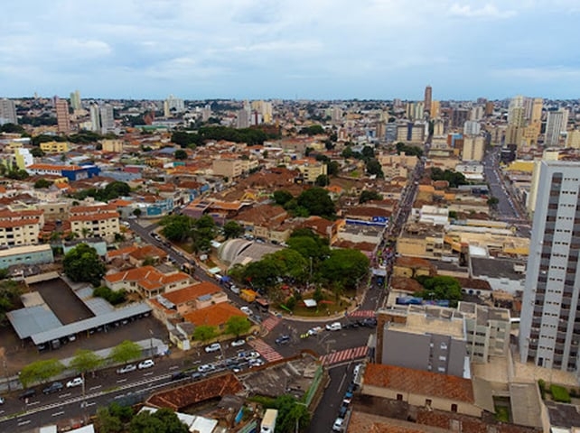 Batizado de Aspirante Geoparque Uberaba-Terra de Gigantes, o local fica no Triângulo Mineiro e começou a surgir em 2014. Isso aconteceu quando o geólogo Luiz Carlos Borges Ribeiro identificou o potencial do município para se tornar um parque ecológico. Reprodução: Flipar