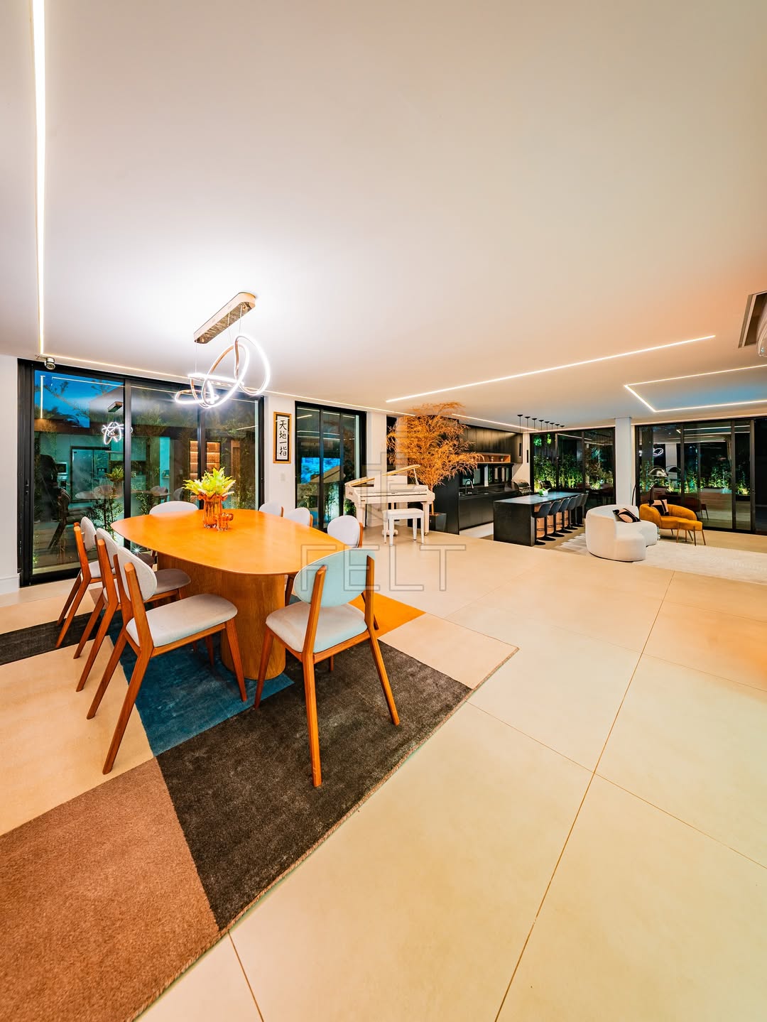 Yudi Tamashiro coloca mansão em Alphaville à venda por R$ 6 milhões. Foto: Instagram/@feltnegociosimobiliarios