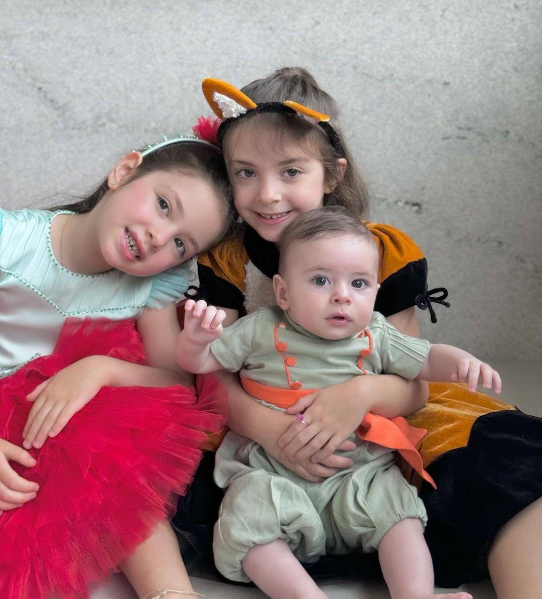 Em casa, Fabiana Justus celebra 6 meses do filho: 'Foi diferente dessa vez' Reprodução/Instagram