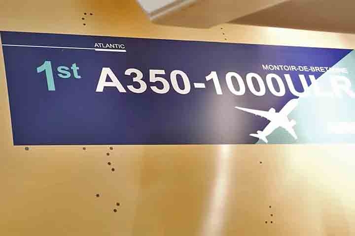 A companhia utilizará versões modificadas do Airbus A350-1000, equipados com tanques adicionais capazes de garantir autonomia para rotas próximas dos 17 mil quilômetros. Reprodução: Flipar