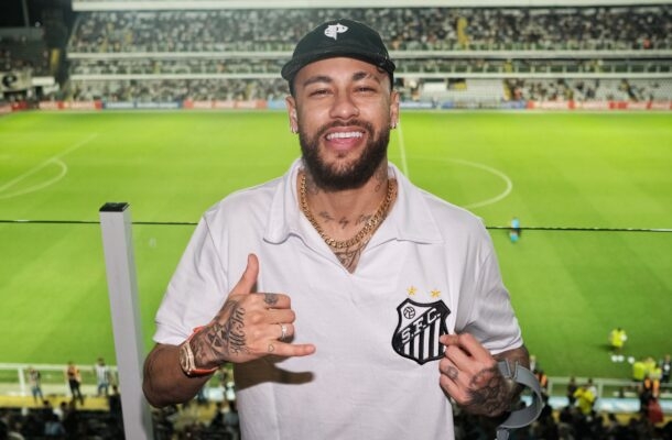 Outros nomes que vestiram a camisa do Santos também serão lembrados: Neymar, Ganso e Gabigol estão nessa lista. - Foto: Divulgação / Santos