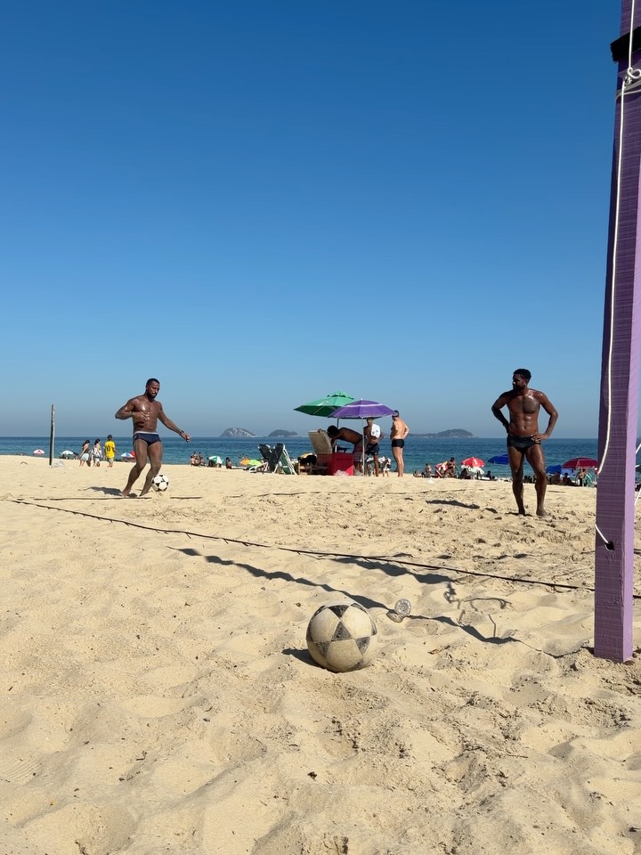 Léo Pereira publica fotos com Karoline Lima no Rio e web comenta romance. Foto: Instagram