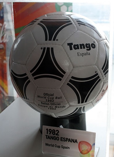 1982 (Espanha) - Tango España. Foto: Reprodução / Wikimedia Commons