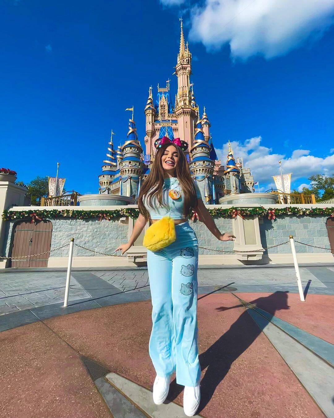 GKay na Disney pela primeira vez. Foto: Reprodução/Instagram