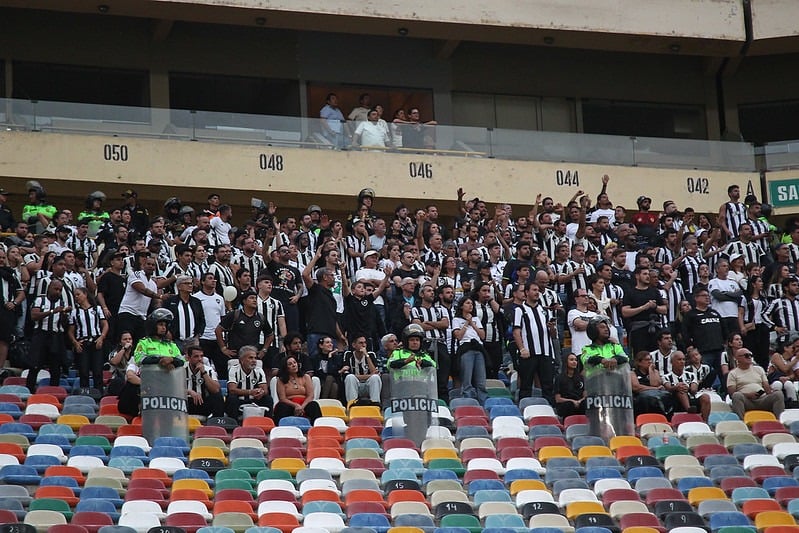 Universitario x Botafogo - Libertadores Vitor Silva/Botafogo