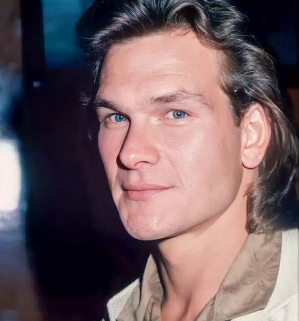 O ator americano Patrick Swayze teria feito 71 anos no dia 18 de agosto. Os fãs imaginam como seria o ídolo na terceira idade. Mas ele não teve chance de chegar à velhice. 