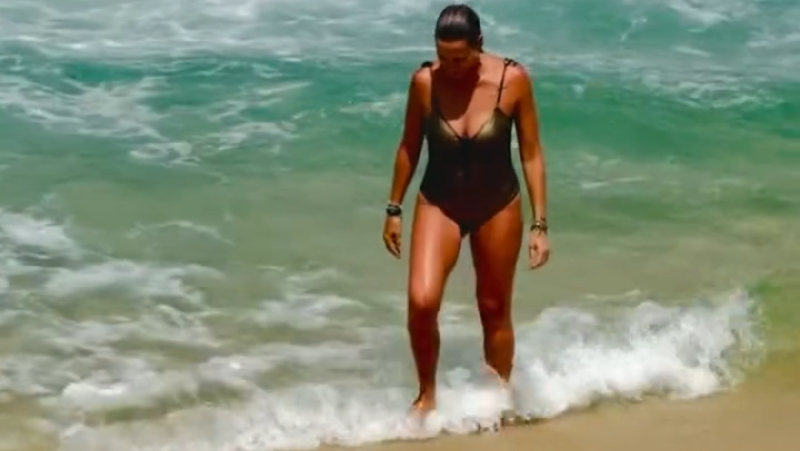 Luana de maiô. Foto: Reprodução/ Instagram @luapio