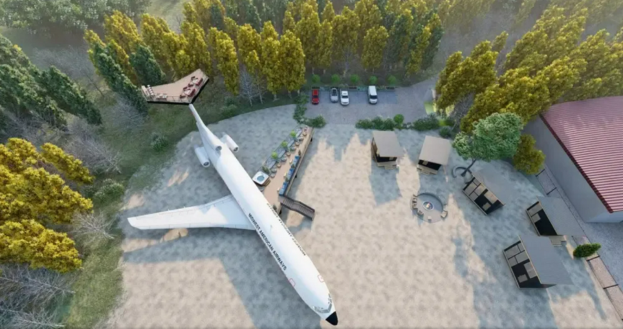 O instrutor de voo Jon Kotwicki decidiu comprar três aviões abandonados e transformá-los em hospedagens. Foto: Divulgação