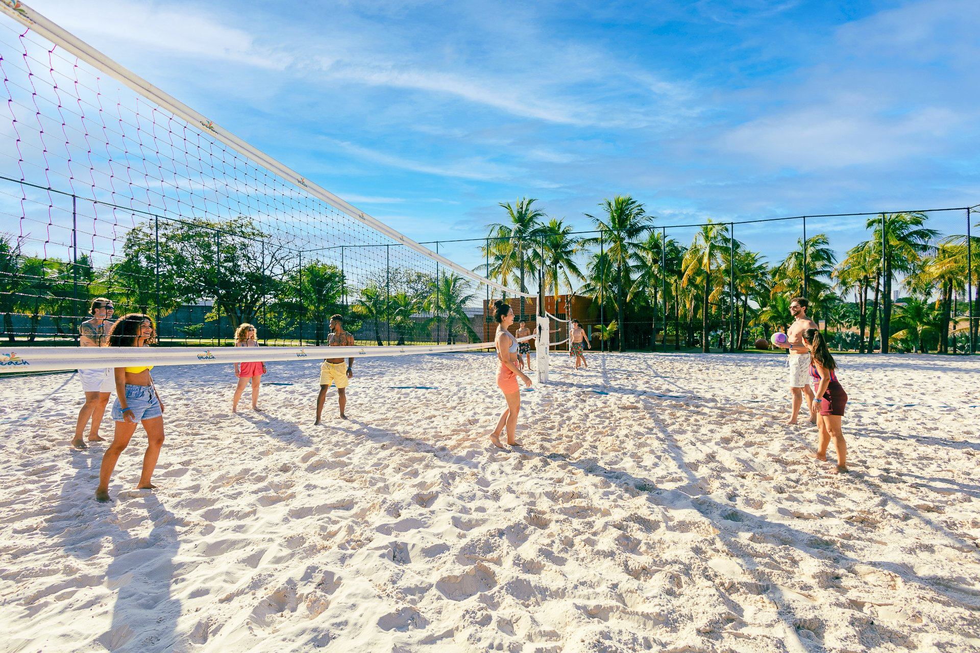 Quadra de vôlei de praia para amantes do esporte. Foto: Divulgação