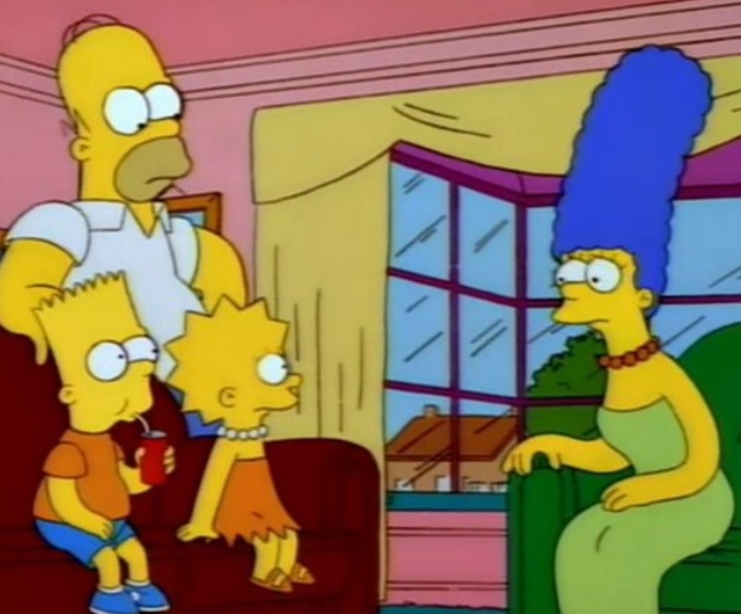 No episódio ‘Bart’s Inner Child’, da quinta temporada, Homer Simpson abre um parque infantil no quintal de casa e cobra ingresso prometendo muita diversão. Mas a experiência decepciona o público e o negócio fracassa. Daí a semelhança apontada pelos fãs da série. Reprodução: Flipar