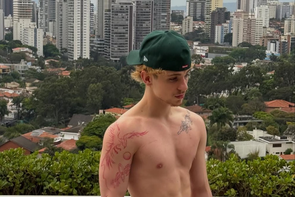 Juliano Floss desabafa sobre bullying sofrido no início da carreira.. Foto: Reprodução/Instagram/Juliano Floss