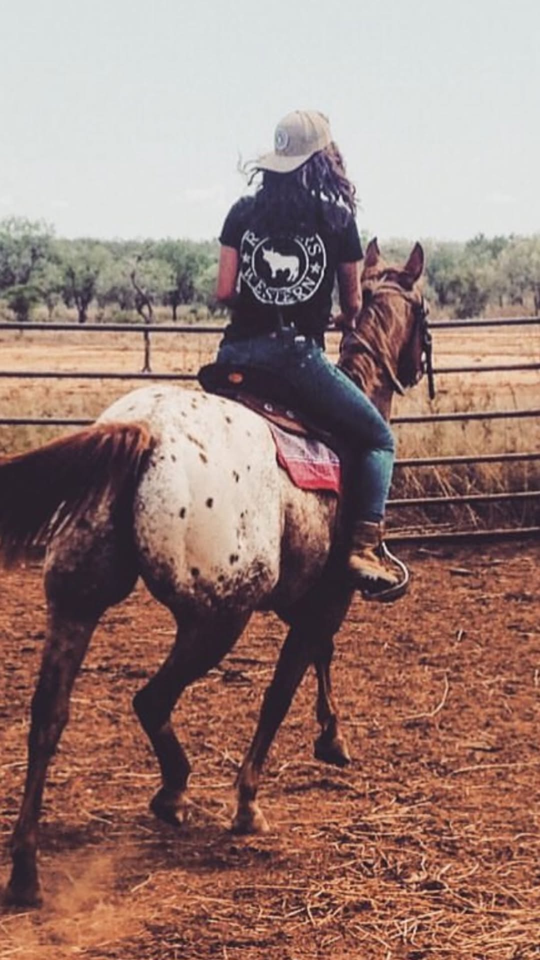 Mariana Goldfarb relembra ensaio sem roupas de 2016: "Coisa horrorosa". Foto: Instagram