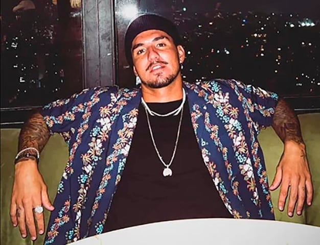 Gabriel Medina - A vida familiar do surfista se tornou um assunto público em meados de 2020. Uma série de desentendimentos acabaram resultando em um acordo legal e na divisão de bens. Reprodução: Flipar