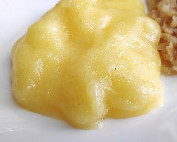 O fubá é excelente para a pele, pois é rico em ácido salicílico e é fonte de vitamina K. Também é muito usado no combate à desnutrição em todo o mundo, pois é barato e tem ótima composição nutricional. Reprodução: Flipar