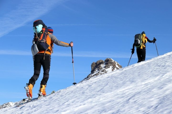 A temporada ideal para a escalada vai de maio a setembro, quando as condições climáticas são mais estáveis. Reprodução: Flipar