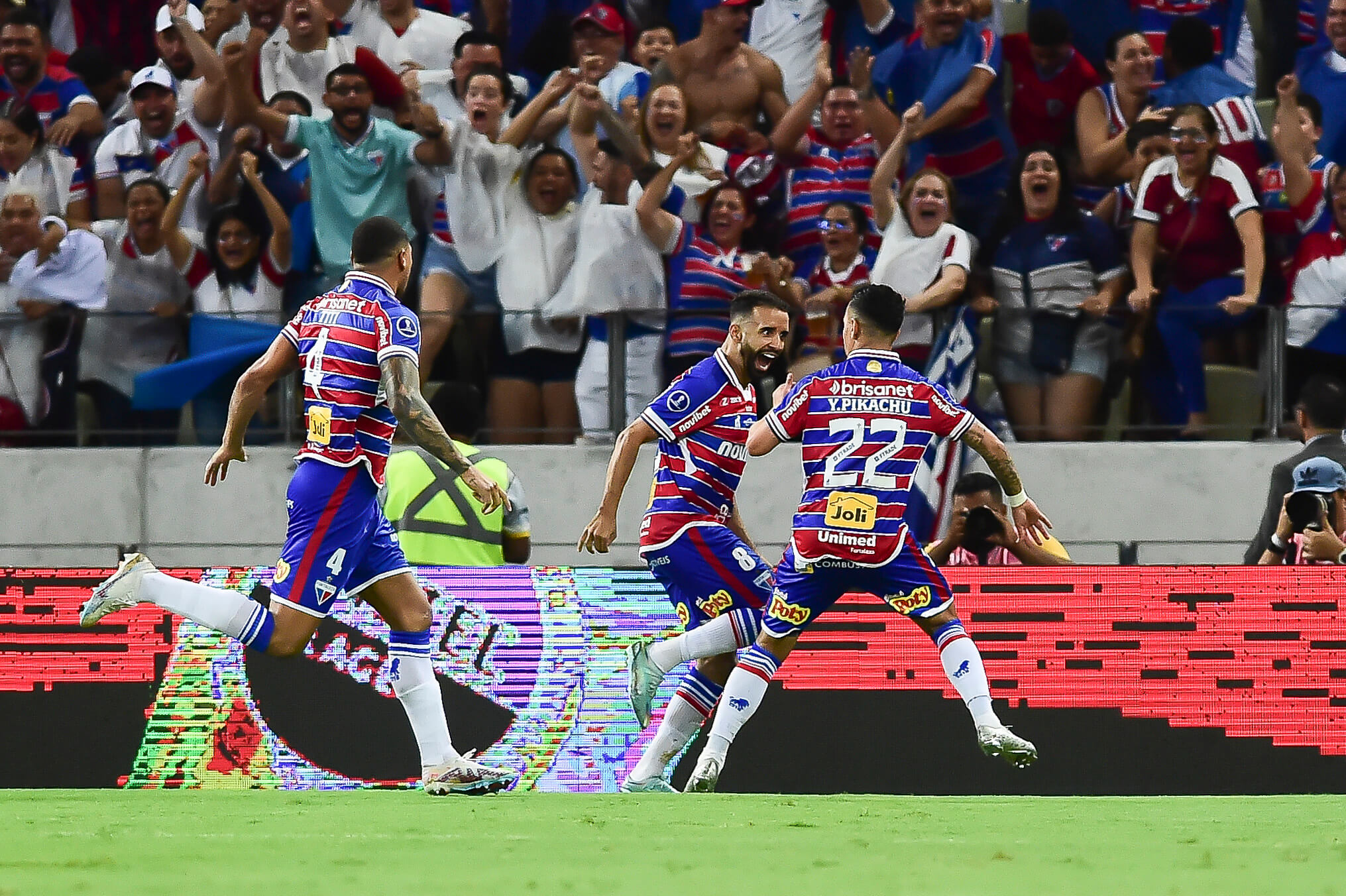 Fortaleza ‘castiga’ o Corinthians e vai à final da Copa SulAmericana