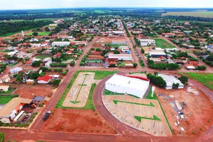 Gaúcha do Norte (MT) - 43,53 pontos - Problemas de acesso à água potável e saneamento. A infraestrutura rodoviária é deficiente para o escoamento agrícola. Alta dependência da agropecuária e pouco desenvolvimento de outros setores. Reprodução: Flipar