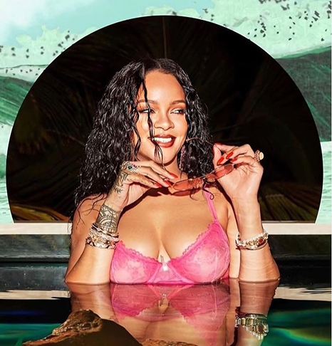Além de cantora e atriz, Rihanna é acionista de uma marca de maquiagens e de lingerie, a Fenty Beauty, que engorda bastante seus cofres já  bem robustos.  