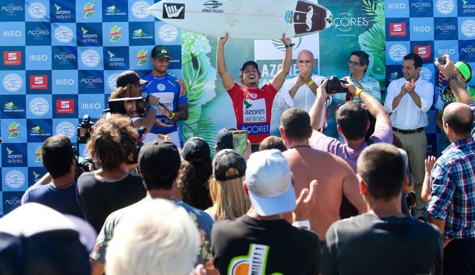 O surfista Ian Gouveia teve um ótimo desempenho na "perna europeia", que o garantiu o quinto lugar no ranking geral da WQS. Foto: WSL/ Laurent Masurel