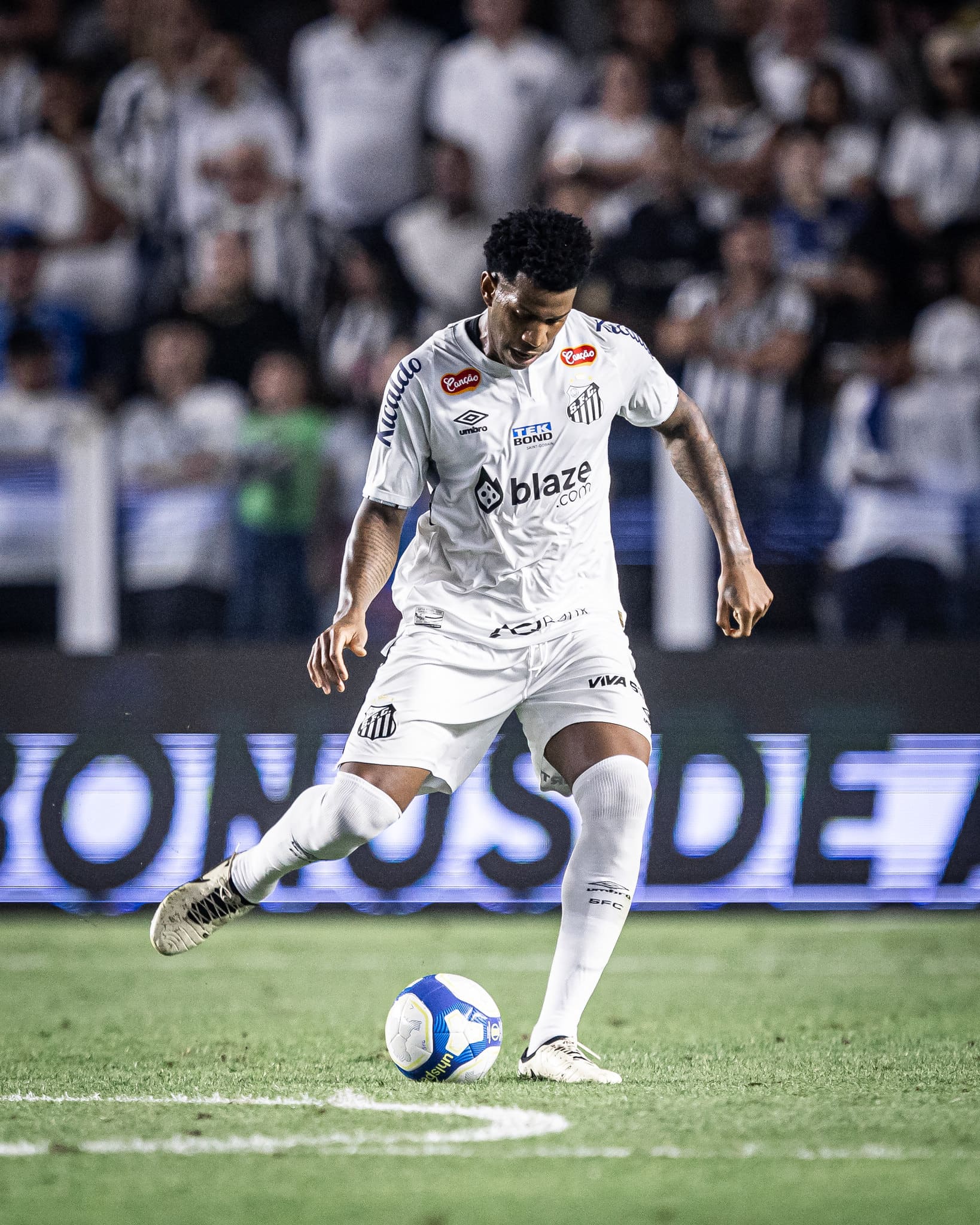 Gil. Foto: Raul Baretta/ Santos FC