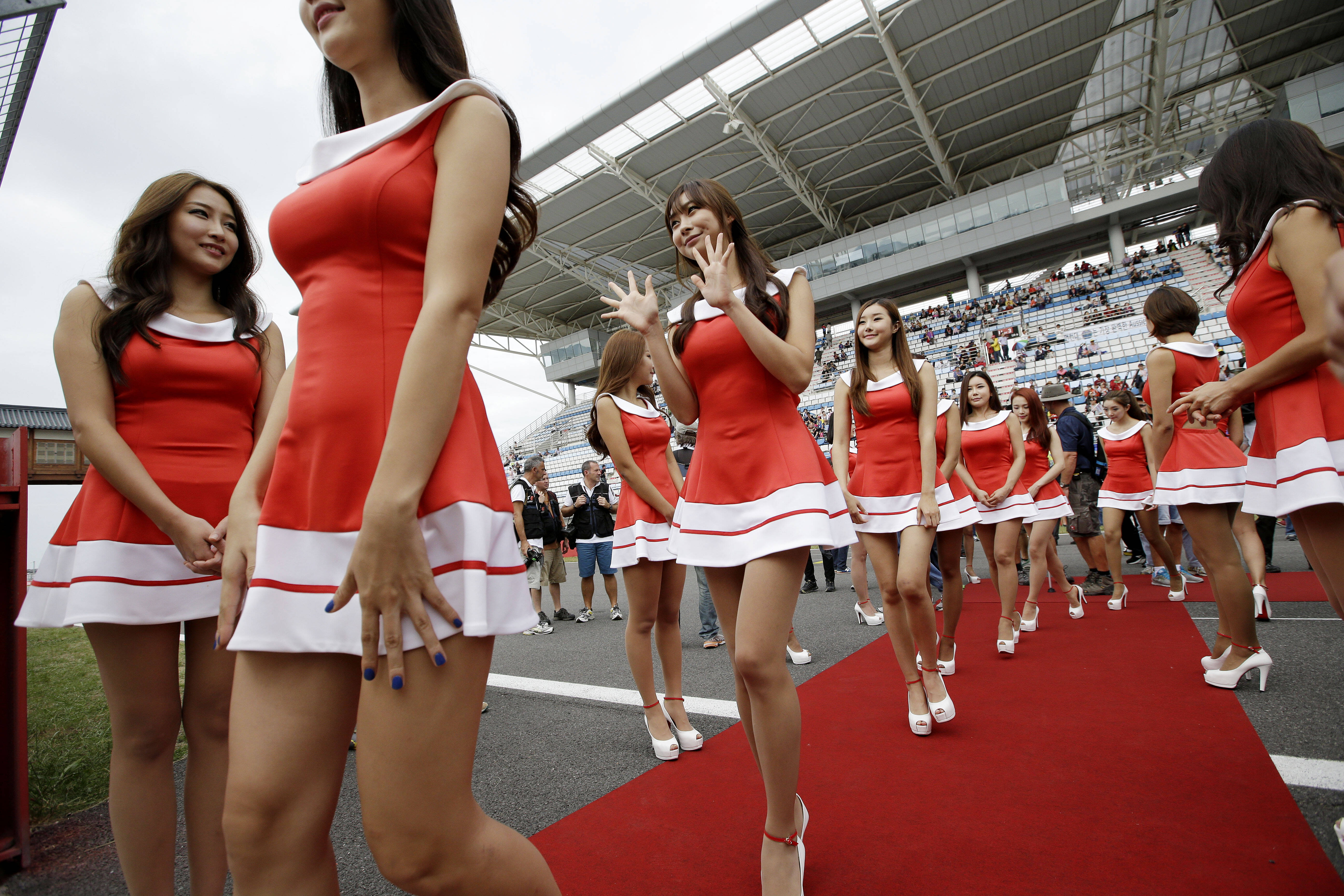 Grid girls no Grande Prêmio da Coreia do Sul de Fórmula 1. Foto: AP
