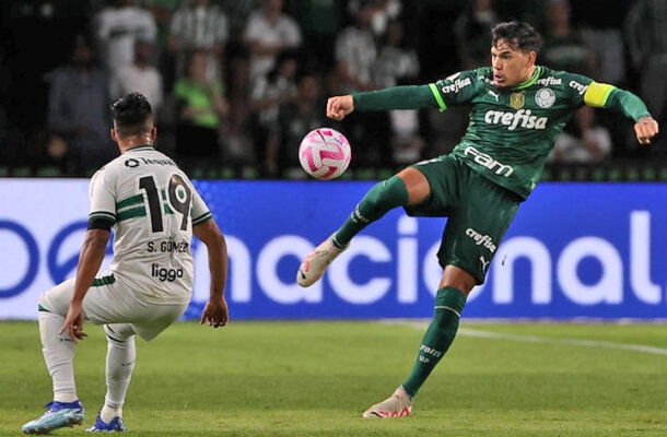 CORITIBA - Um time muito limitado no setor ofensivo e não confiável na retaguarda. Caminha, portanto, a passos largos para o rebaixamento. NOTA 3,5 - FOTO: Cesar Greco/Palmeiras