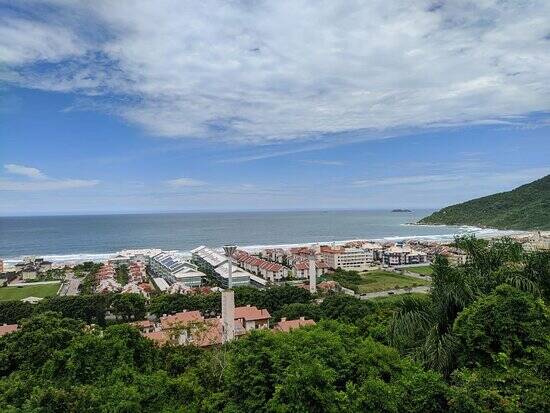 Vista panorâmica do Mirante da Praia Brava é instagramável. Foto: Divulgação