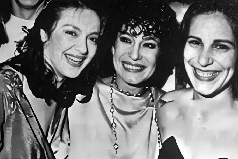 Natural do Rio de Janeiro, onde nasceu em 20/10/1951, Maria Zilda Bethlem iniciou sua carreira no teatro, em 1972. Em seguida, ela integrou o elenco de uma série de filmes, entre eles “O Grande Palhaço” e “O Segredo da Múmia”. 
 Reprodução: Flipar