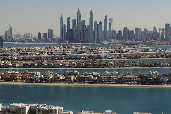 No tronco estão shoppings, restaurantes, centros comerciais e residências Reprodução: Flipar