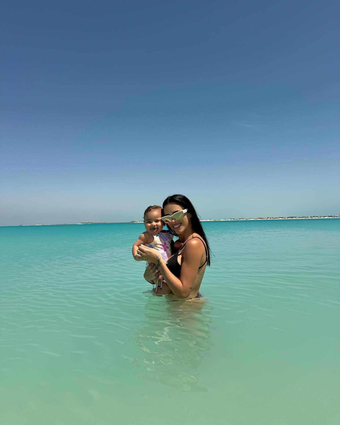 Bruna Biancardi ostenta corpo de biquíni em praia na Arábia Saudita Reprodução/Instagram