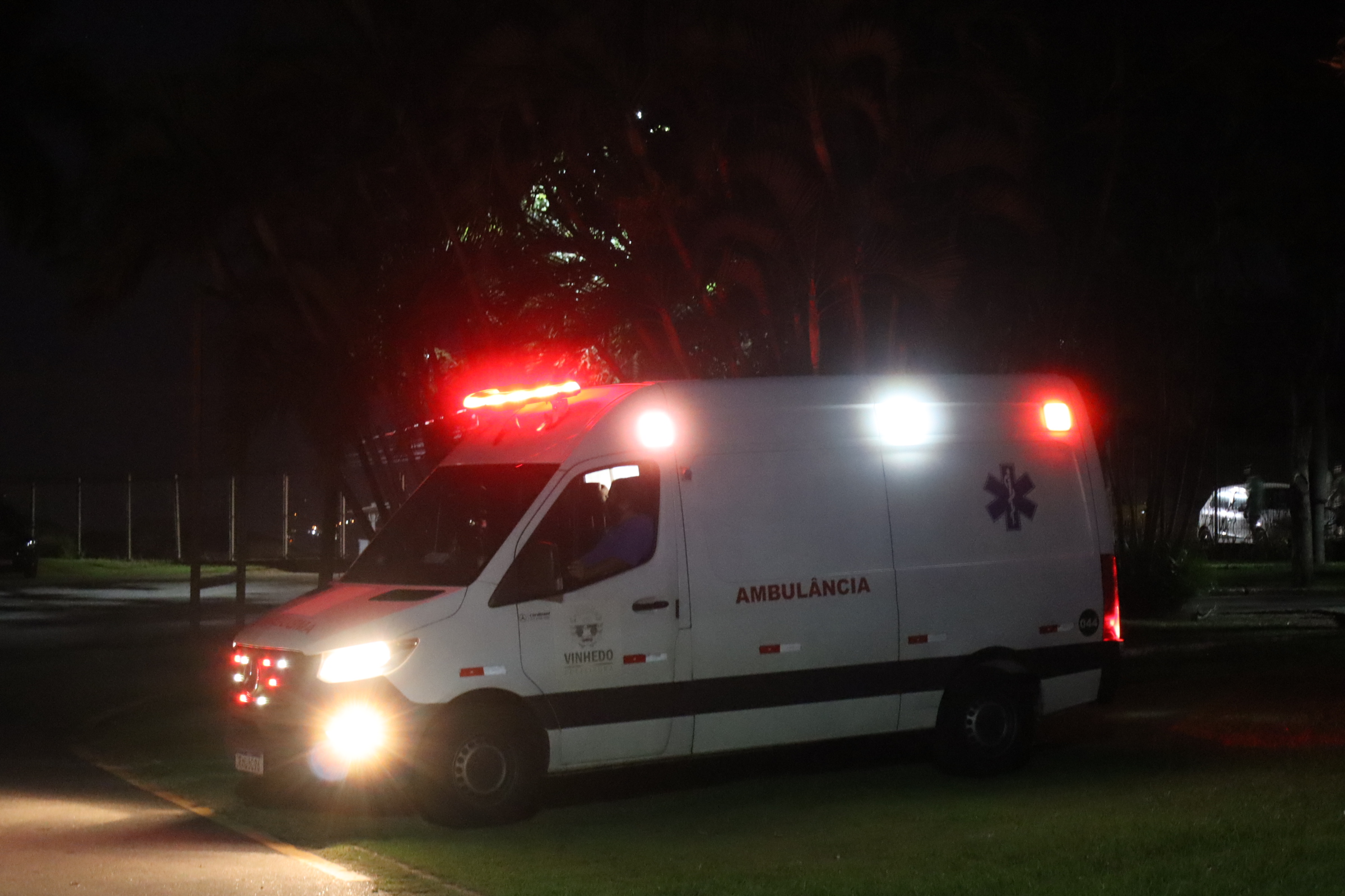 Ambulância pronta para atendimento em caso de necessidade. Foto: Foto: Pedro H. Lopes