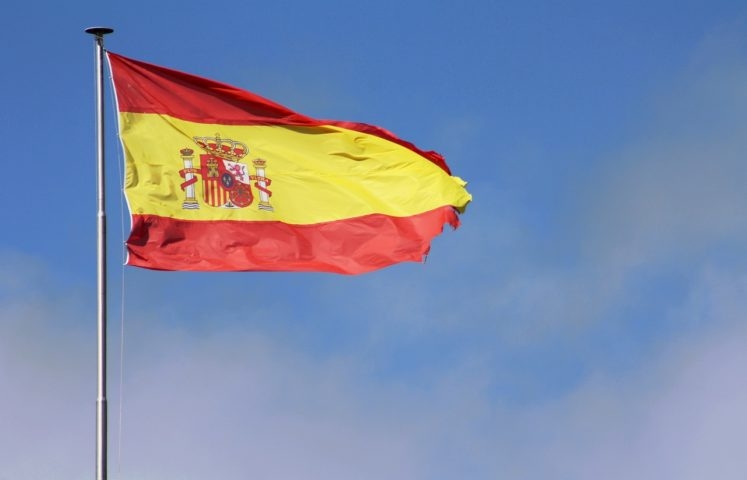 Espanha - O casamento homoafetivo na Espanha é legal desde 3 de julho de 2005. Em 2004, o então recém-eleito José Luis Rodríguez Zapatero deu início a uma campanha pela legalização da prática, além da adoção homoparental. Reprodução: Flipar