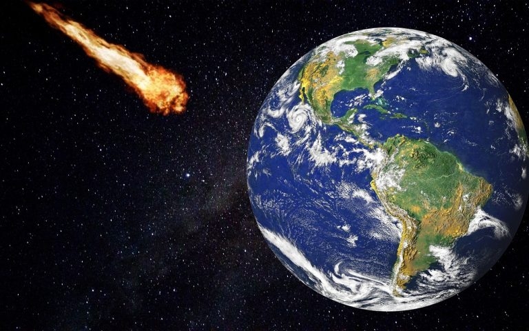 A formação ocorreu há cerca de 254 milhões de anos, no início da era Mesozóica, quando um asteroide com cerca de 4 km de diâmetro colidiu com a Terra a uma velocidade estimada entre 14 e 16 km por segundo. Reprodução: Flipar