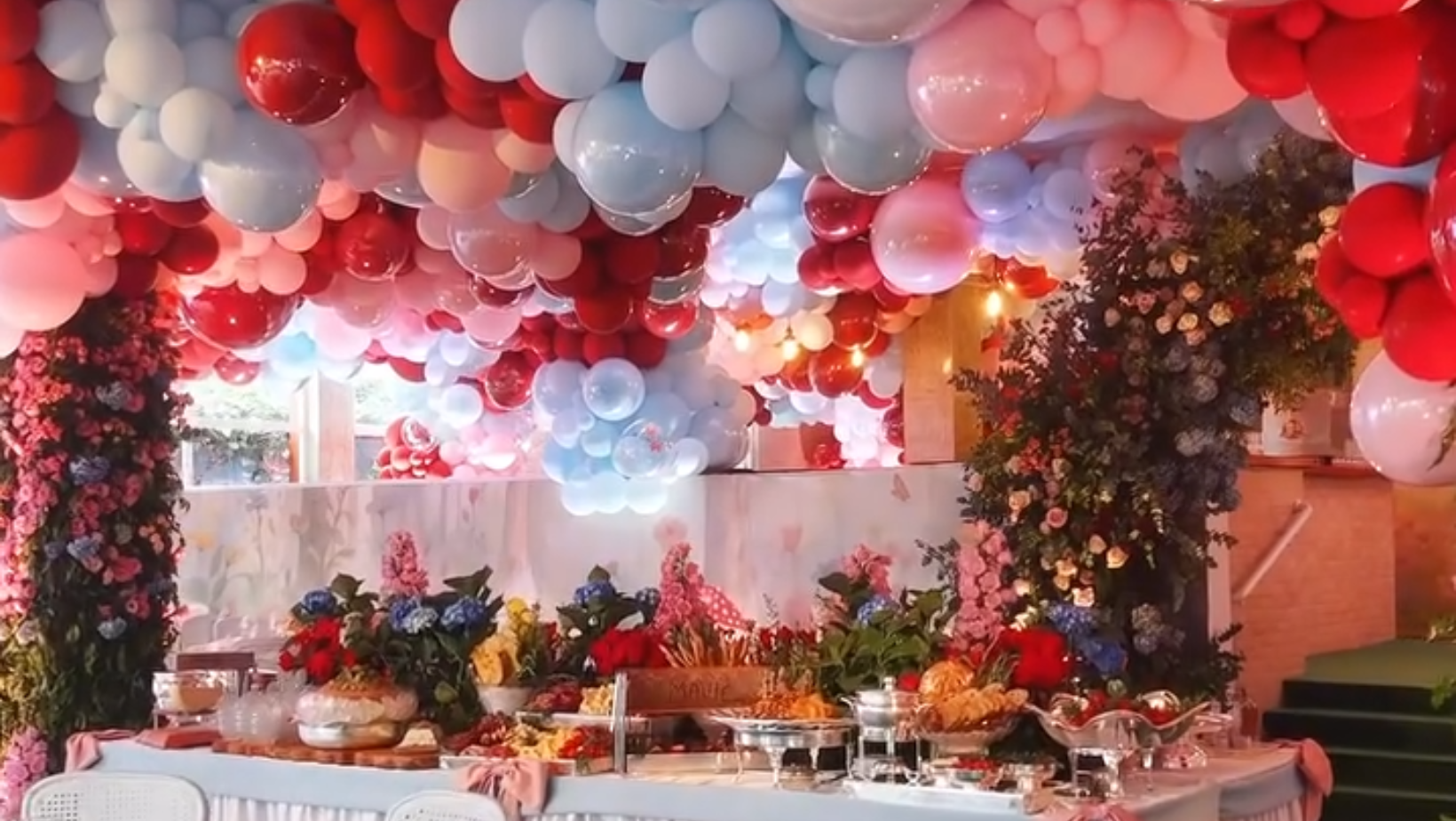 Decoração da festa de Mavie. Foto: Reprodução/ Instagram @brunabiancardi