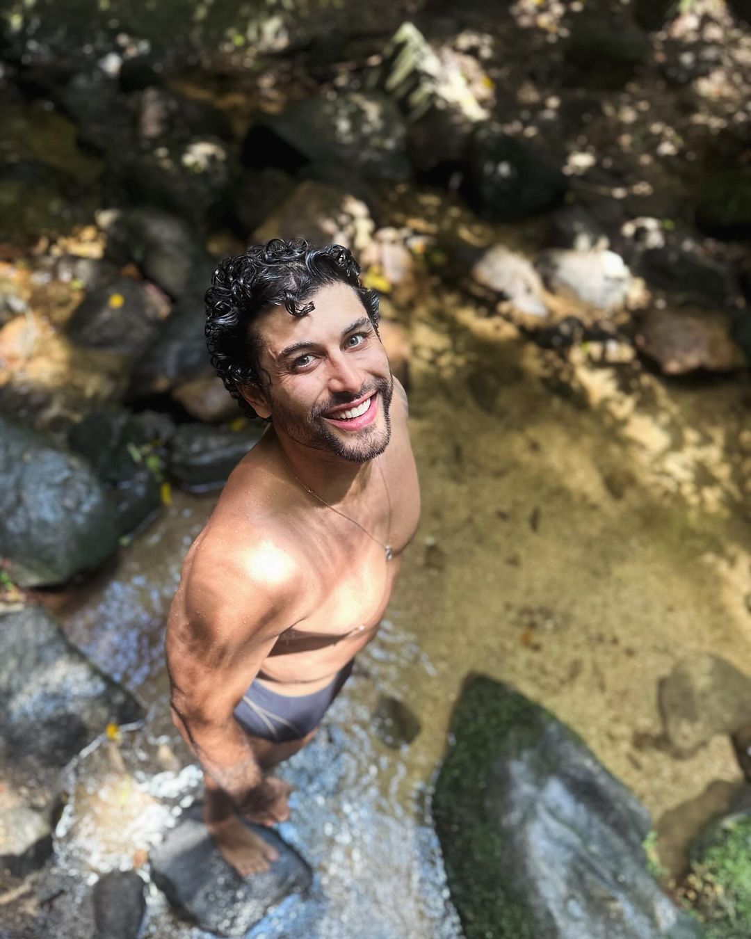 Jesus Luz retoma rotina de exercícios após ser fotografado na praia Reprodução/Instagram