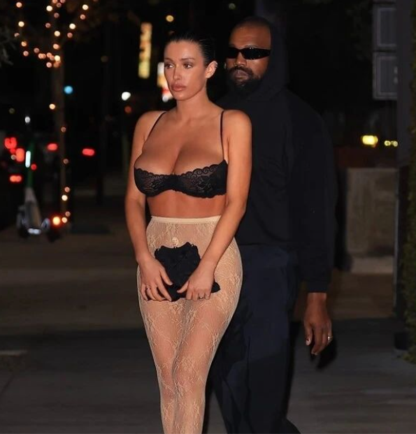 Bianca Censori e Kanye West Reprodução/Instagram