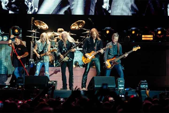 O retorno acabou se tornando permanente, com a banda retomando gravações, lançando novos álbuns e reafirmando seu papel como guardiã de um legado musical que atravessava gerações. 
 Reprodução: Flipar